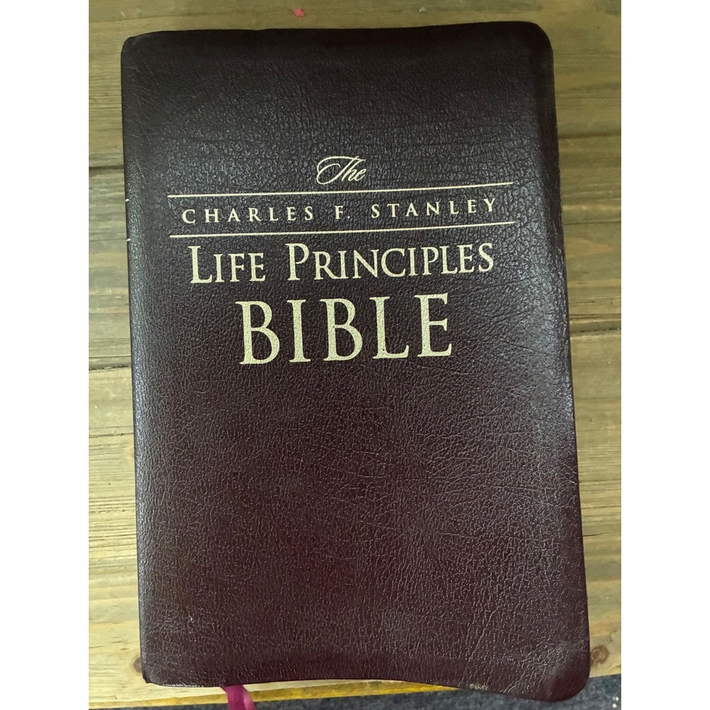 Charles F Stanley Life Principles Bible NKJV Burgundy Bonded Leather Nelson 2005
